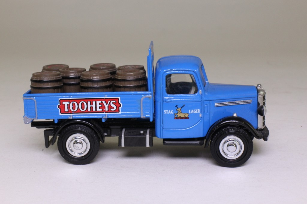 Matchbox Collectibles YGB24; 1939 Bedford KD Truck; Toohey's